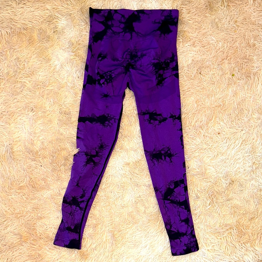 SHEIN 💜 Purple 💜Tie-Dye Active Leggings - M